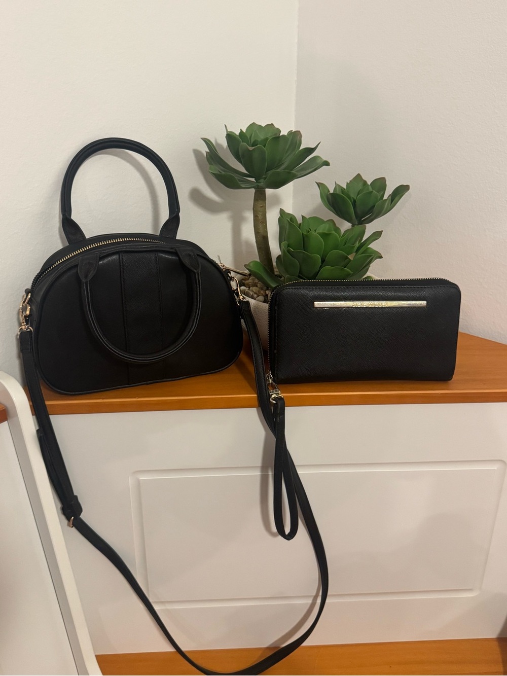 Steve Madden Wristlet Wallet & Forever 21 Black Dome Satchel Bag